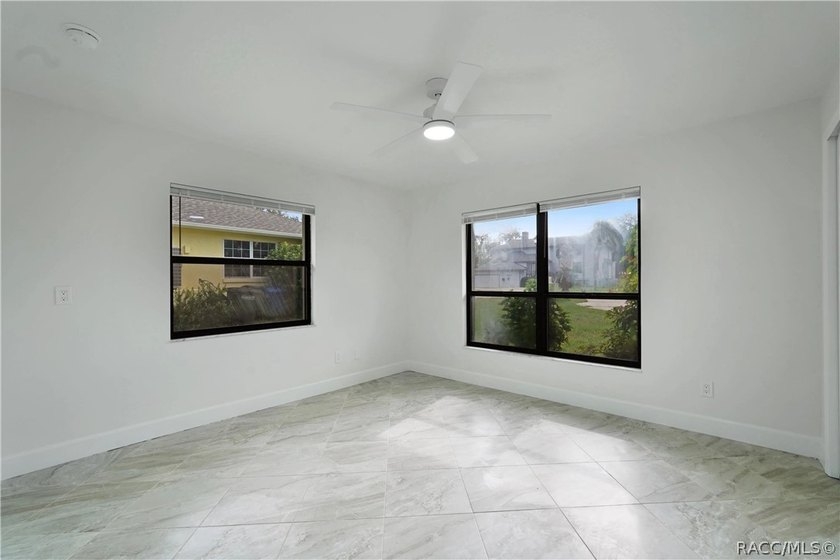 Experience the Ultimate Florida lifestyle in this stunning - photo 18