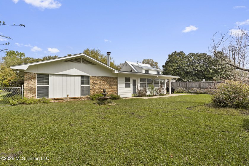 Nestled on one of the most picturesque streets in sought after - photo 37