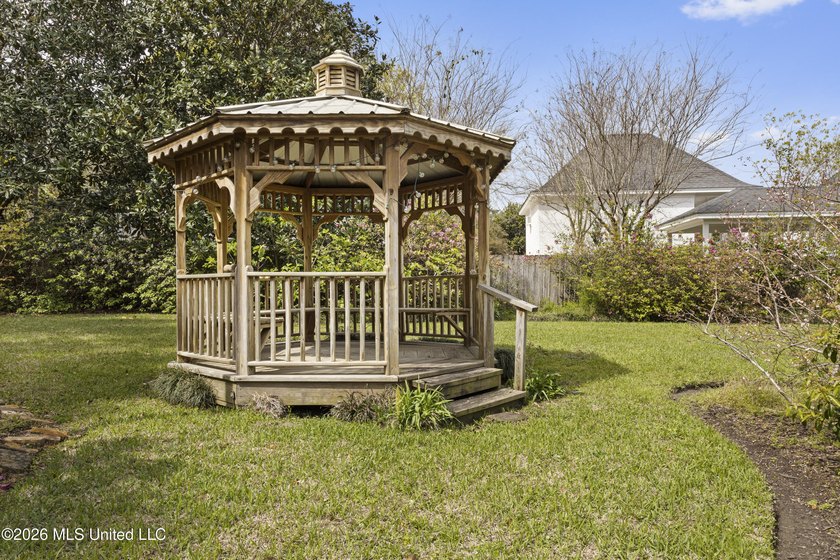 Nestled on one of the most picturesque streets in sought after - photo 39