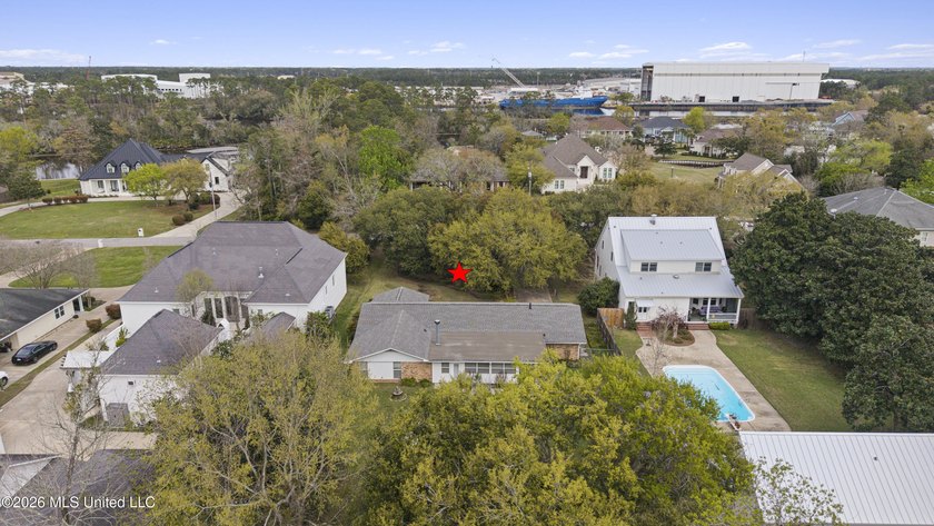 Nestled on one of the most picturesque streets in sought after - photo 47