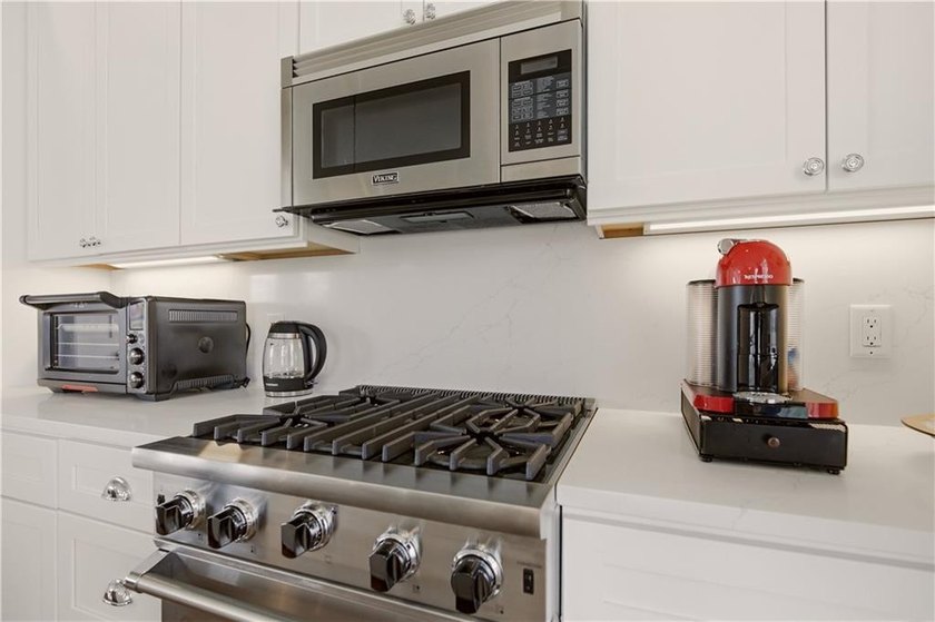 Make one of New England's premier coastal communities your new - photo 12
