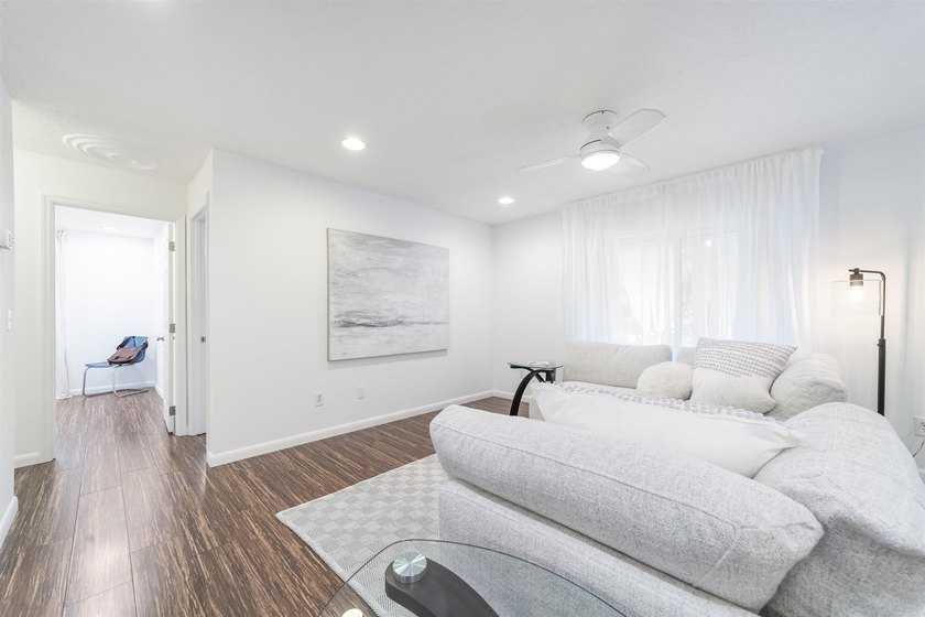 REDUCED - 3-bedroom, 3 Full bath concrete block home in the much - photo 14
