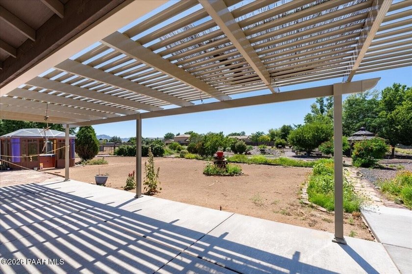 This beautifully maintained single-story ranch, built in 2004 - photo 19