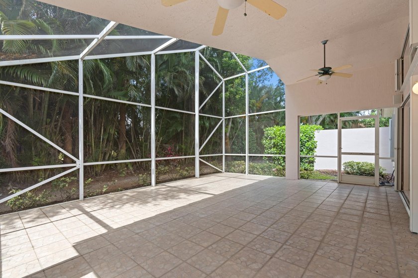 ABSOLUTELY GORGEOUS SINGLE STORY HOME | HIGHLY PRESTIGIOUS 55+ - photo 24