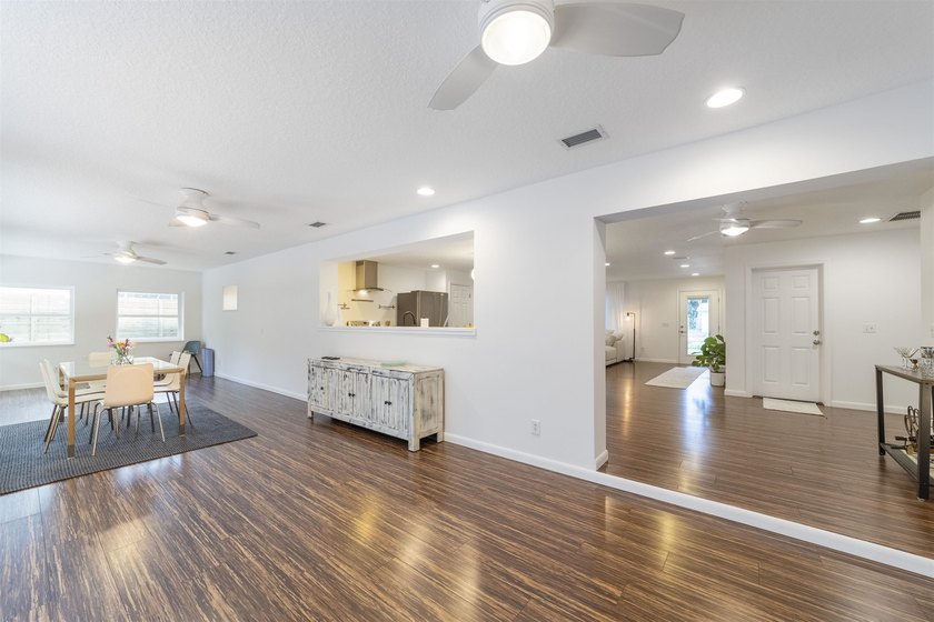 REDUCED - 3-bedroom, 3 Full bath concrete block home in the much - photo 28