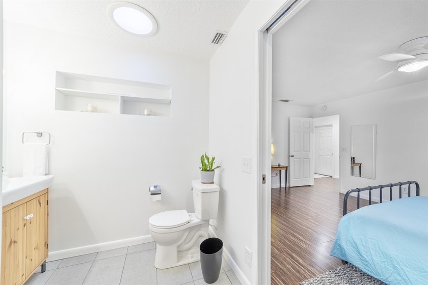 REDUCED - 3-bedroom, 3 Full bath concrete block home in the much - photo 43