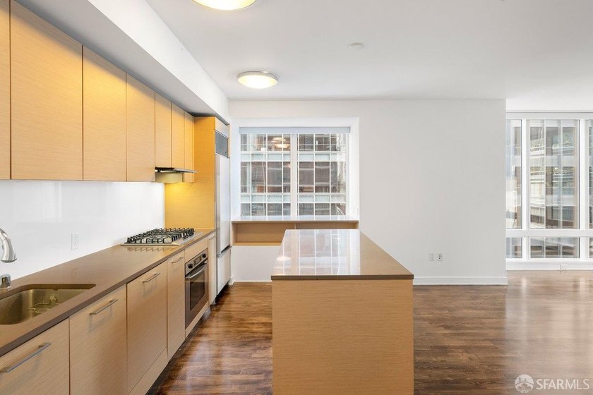 Exceptional value for the most desireable one bedroom plan in - photo 14
