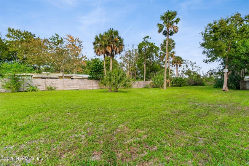 Rare development opportunity consisting of two adjacent RG-1 -- - photo 5