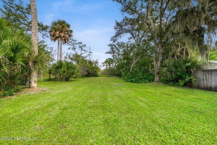 Rare development opportunity consisting of two adjacent RG-1 -- - photo 7