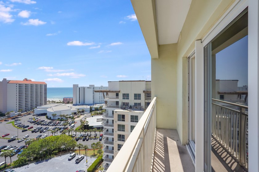 Experience the best of coastal resort living with this - photo 11