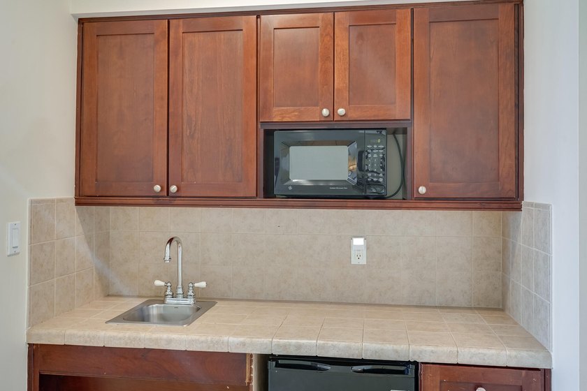 Experience the best of coastal resort living with this - photo 12