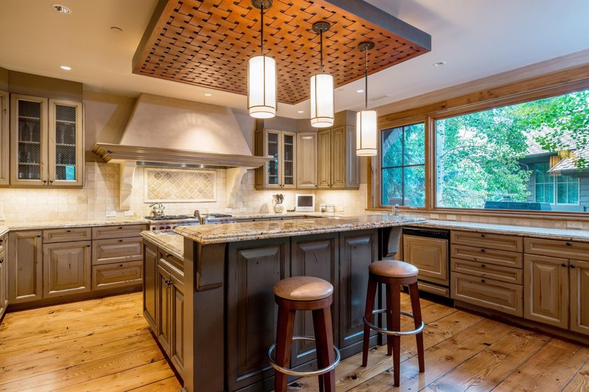 Rarely does a residence uniting this level of quality, amenities - photo 3