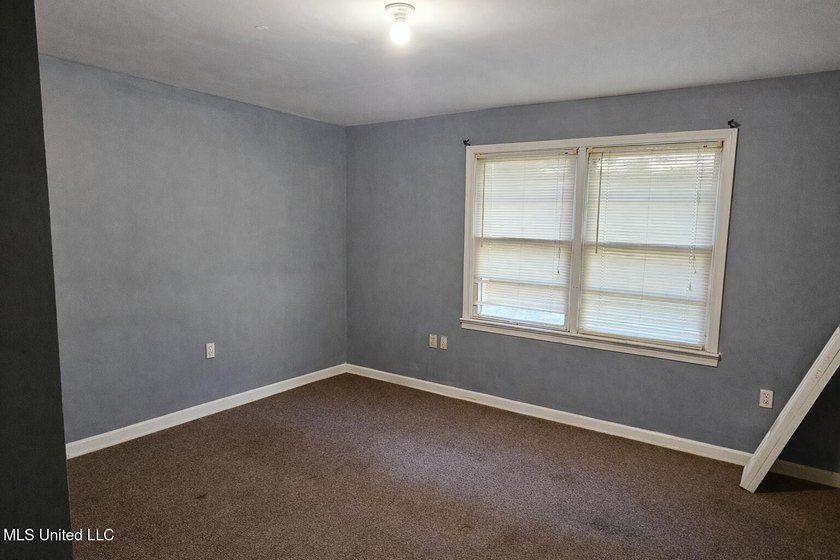 This livable fixer upper offers a great opportunity for buyers - photo 10