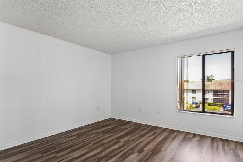Under contract-accepting backup offers. PRICE REDUCTION-Must-see - photo 17