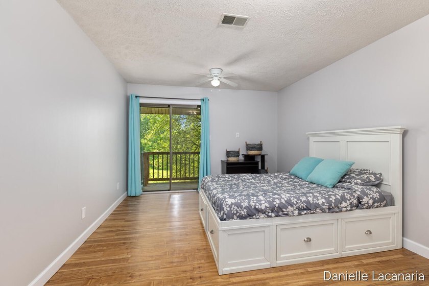 Welcome home to affordable, low-maintenance living just minutes - photo 8