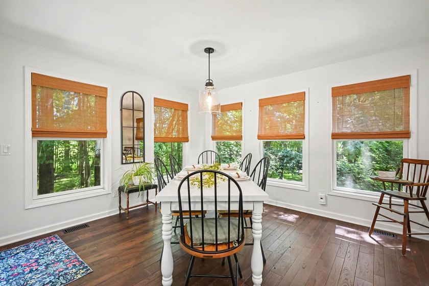 Just a perfect country home set on almost 10 acres, with a 20x40 - photo 10