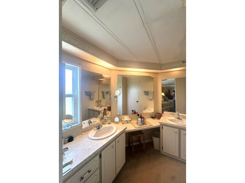 Welcome to your Florida paradise! Well maintained and furnished - photo 29