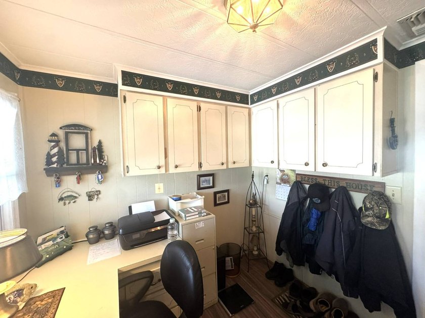 Welcome to your Florida paradise! Well maintained and furnished - photo 37