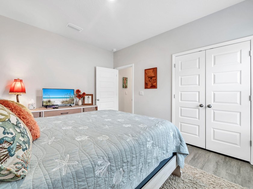 BLOWOUT SALE IN HAMMOCK OAKS! MAJOR REDUCTION FOR A LIMITED - photo 11