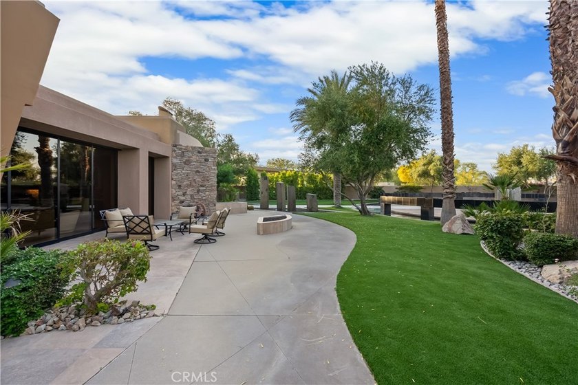 MONTHLY RATES STARTS AT $15,000 PER MONTH. SEASONAL RATES APPLY - photo 19
