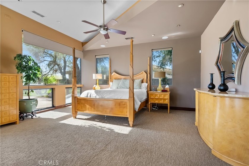 MONTHLY RATES STARTS AT $15,000 PER MONTH. SEASONAL RATES APPLY - photo 38
