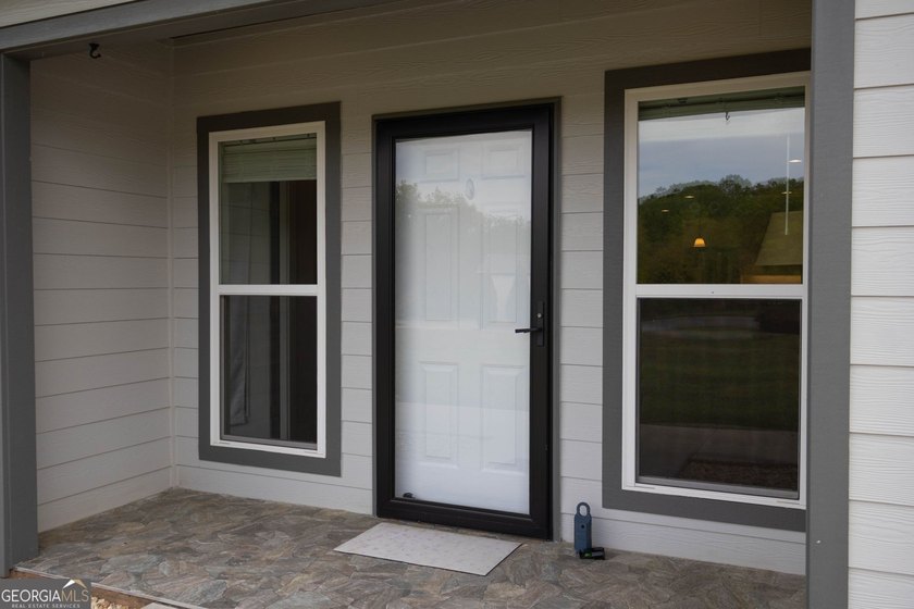 Welcome home to this amazing townhouse inside the city limits of - photo 7