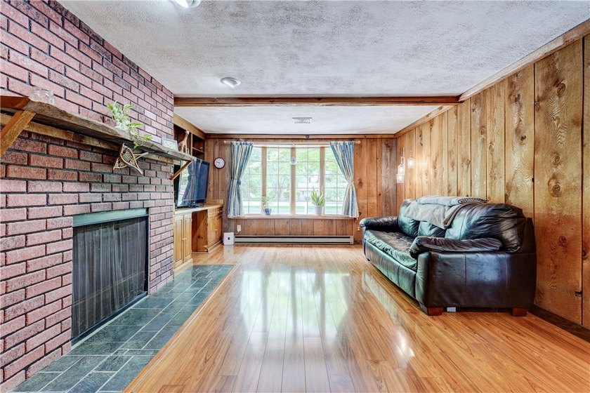 Updated and well-maintained 3-bedroom Ranch in desirable - photo 26
