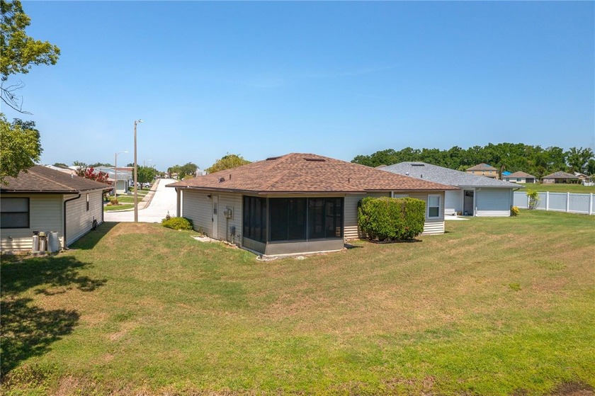 Seller is ready to sell... Welcome to 3245 Prairie Dunes Circle - photo 4