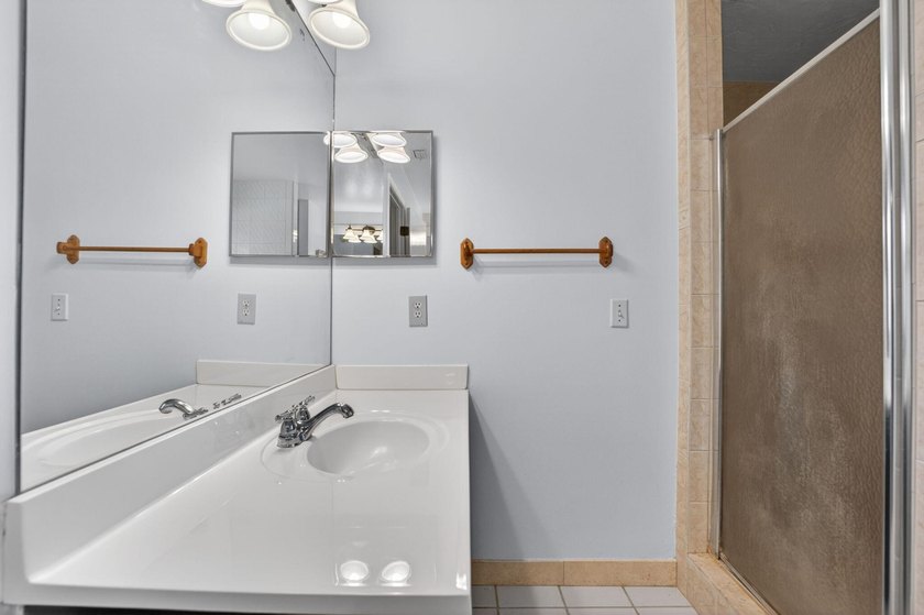 Enjoy peaceful country living in Jupiter Farms with this - photo 17