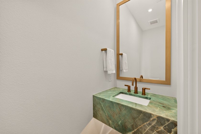 Experience elevated luxury in this gorgeous Huntington custom in - photo 24