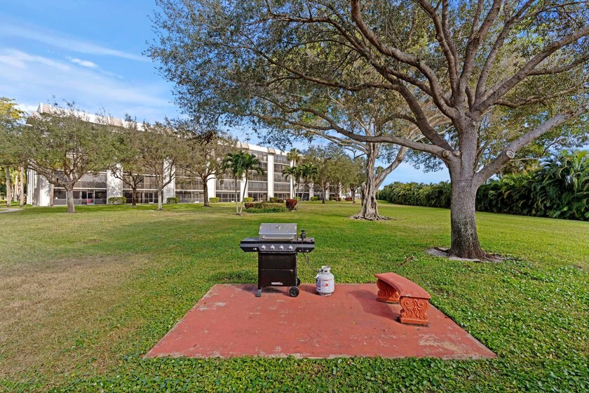 GORGEOUS FULLY 1ST FLOOR CONDO | PRESTIGIOUS 55+ COMMUNITY OF - photo 25