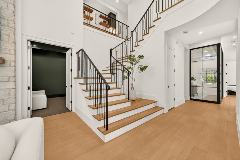 Experience elevated luxury in this gorgeous Huntington custom in - photo 27