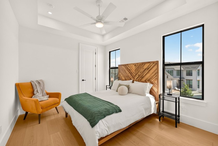 Experience elevated luxury in this gorgeous Huntington custom in - photo 30
