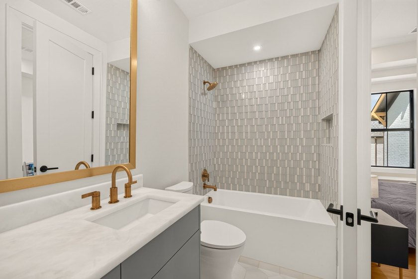 Experience elevated luxury in this gorgeous Huntington custom in - photo 33