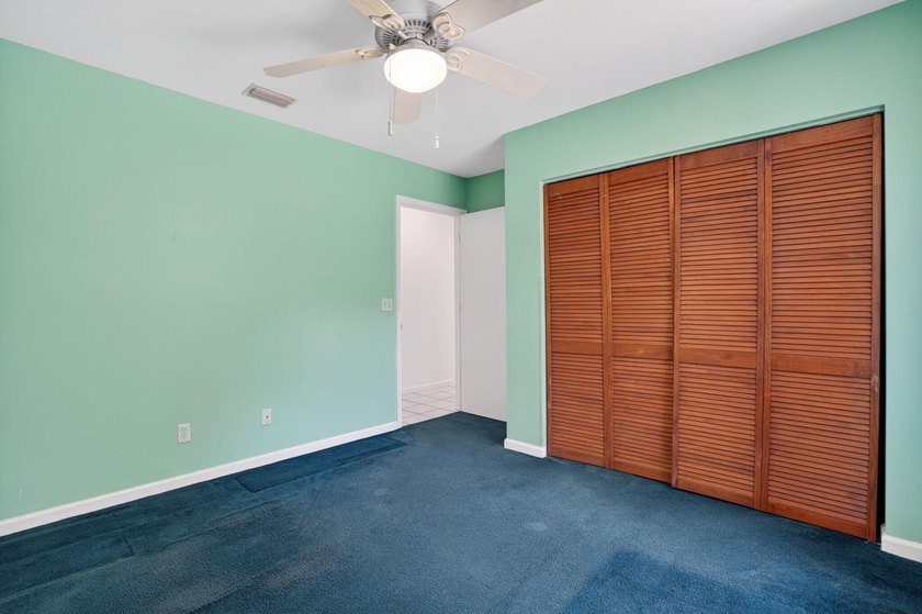 Enjoy peaceful country living in Jupiter Farms with this - photo 36