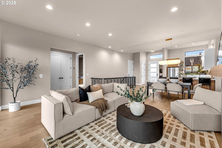 Luxurious New Construction Townhome. Move-In Ready. This - photo 16