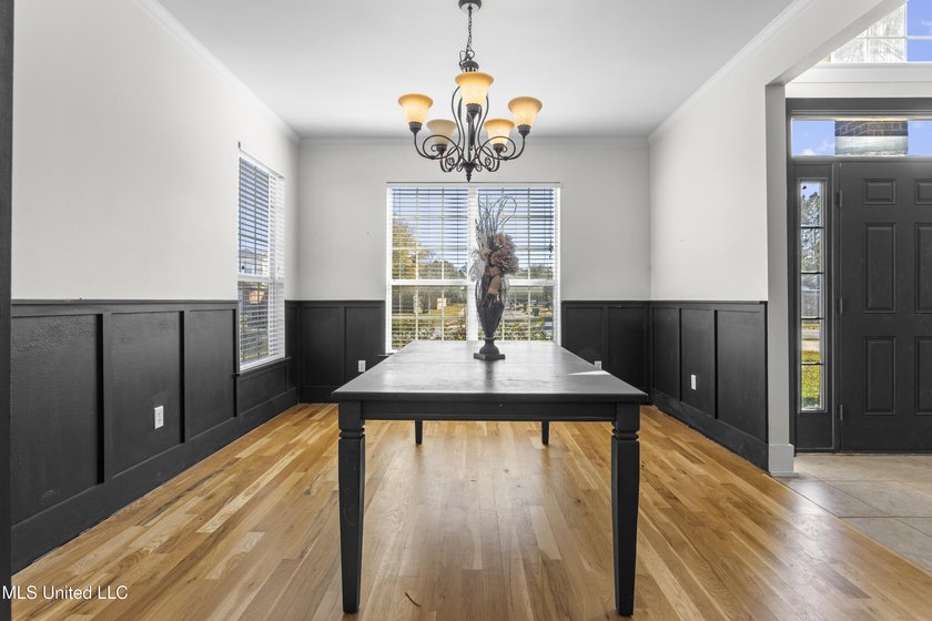 This spacious five-bedroom, three-and-a-half-bath - photo 19