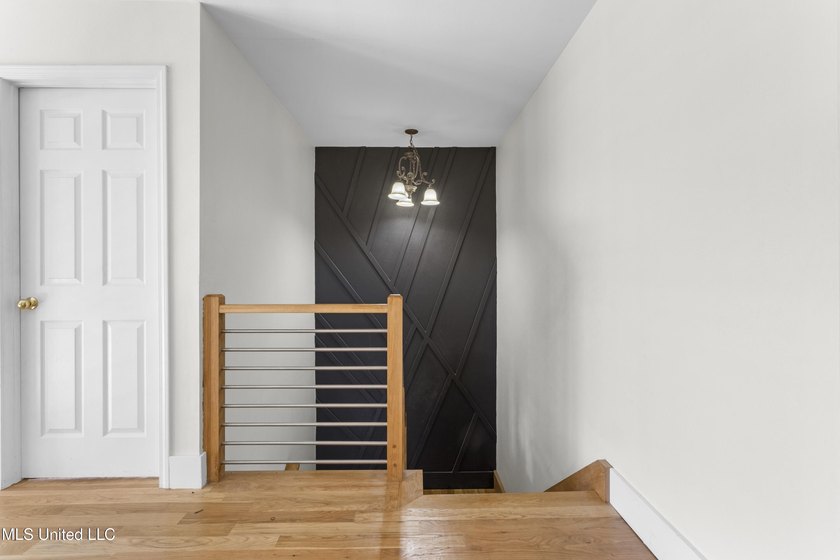 This spacious five-bedroom, three-and-a-half-bath - photo 27