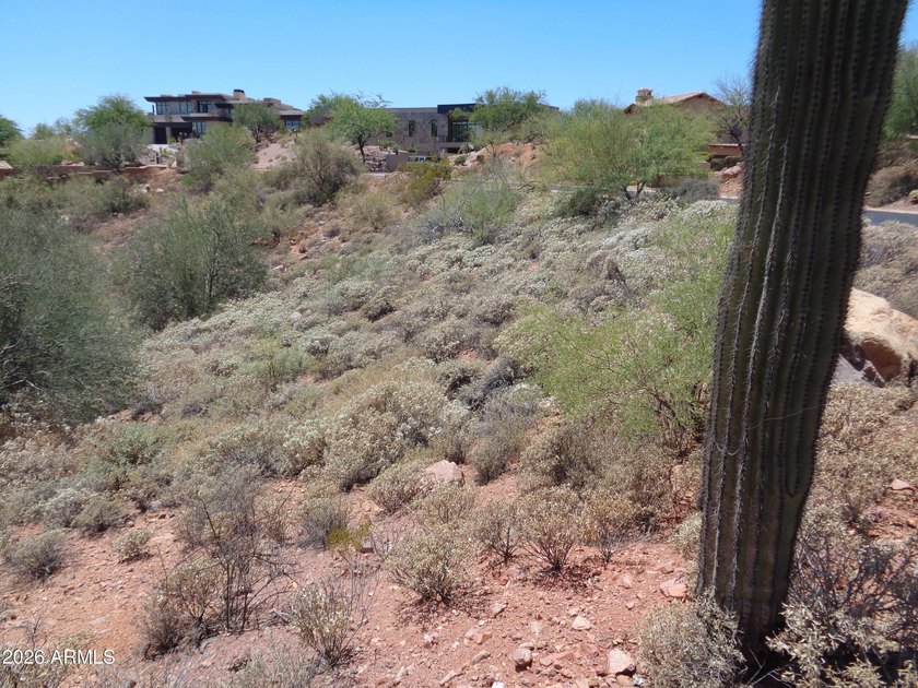 Welcome to Firerock Country Club's Beauty and Charm! This home - photo 9