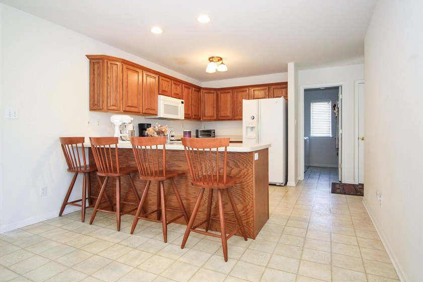Homes in Barrington West rarely become available, especially at - photo 7