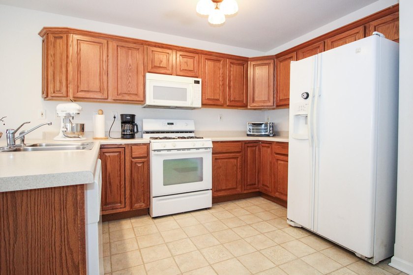 Homes in Barrington West rarely become available, especially at - photo 9