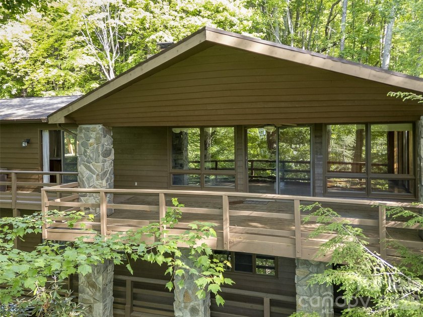 Tucked away on more than 3.8 private acres above Laurel Ridge - photo 31