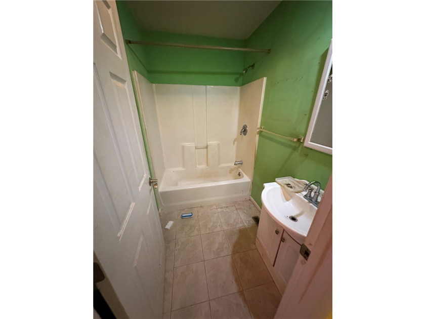 Welcome to 138 Cloverdale Dr. in Seneca, SC a 3 bedroom, 2 full - photo 14