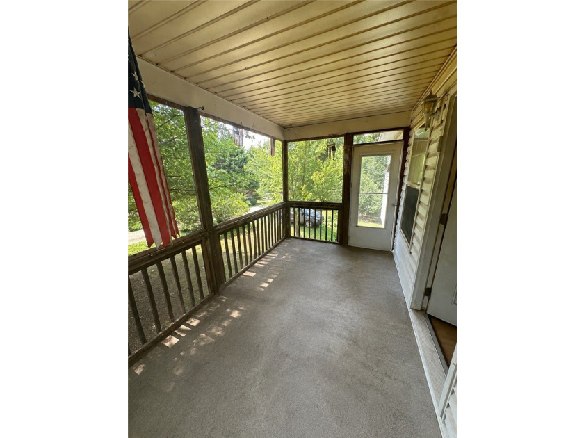 Welcome to 138 Cloverdale Dr. in Seneca, SC a 3 bedroom, 2 full - photo 24