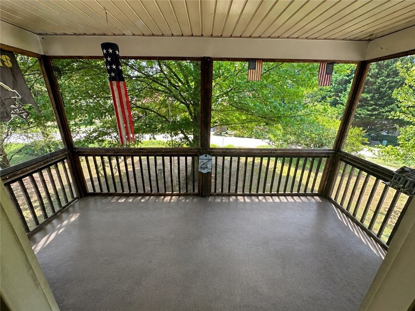 Welcome to 138 Cloverdale Dr. in Seneca, SC a 3 bedroom, 2 full - photo 26