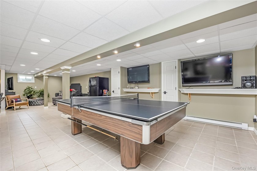 Welcome to this beautifully renovated ranch in the highly - photo 30