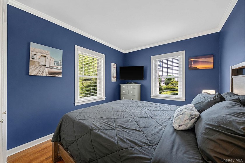 Very Rare Legal Two-Family By CO In The Heart Of West Islip! - photo 11