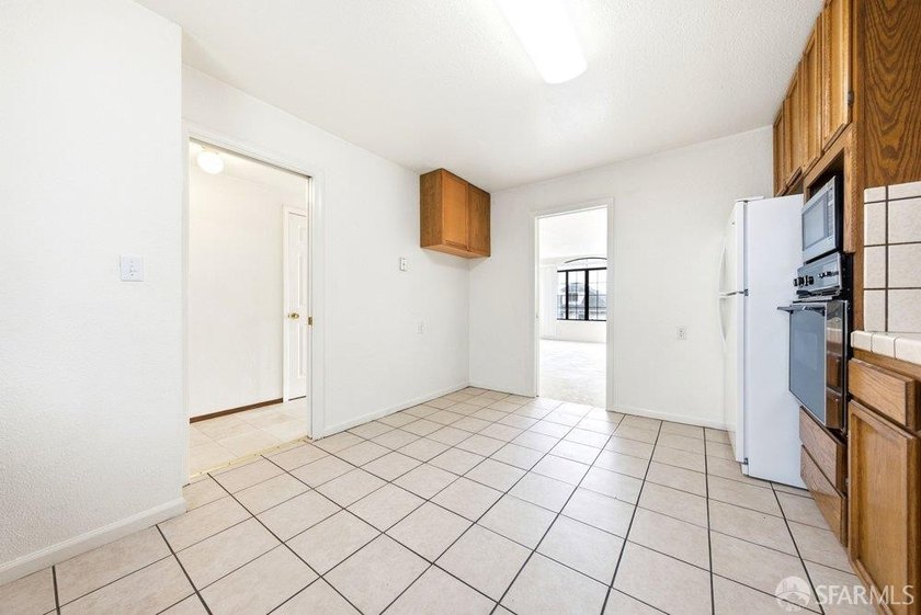 Substantial vacant Richmond District two-family dwelling with - photo 19