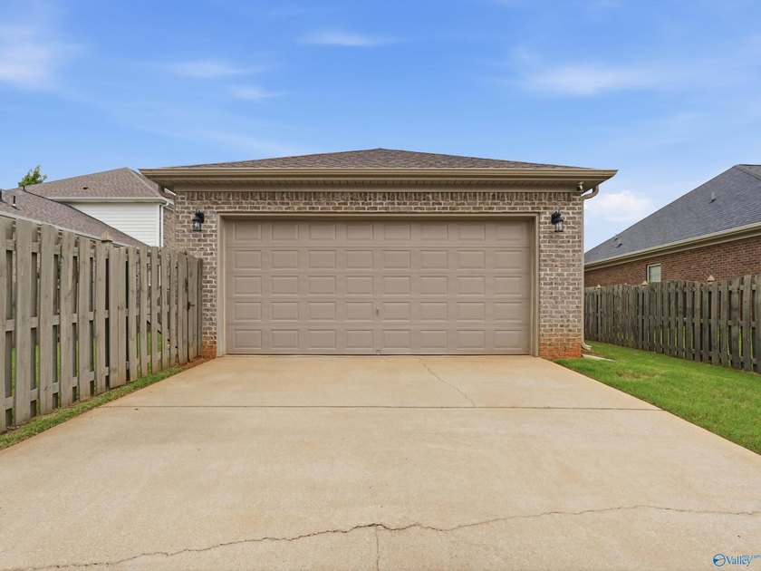 Nestled in highly sought-after Lake Forest, this beautiful - photo 31