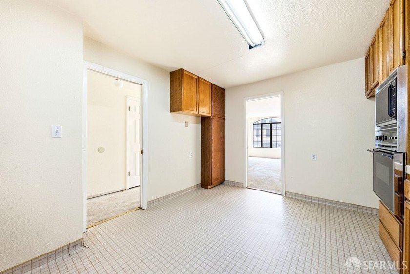 Substantial vacant Richmond District two-family dwelling with - photo 46